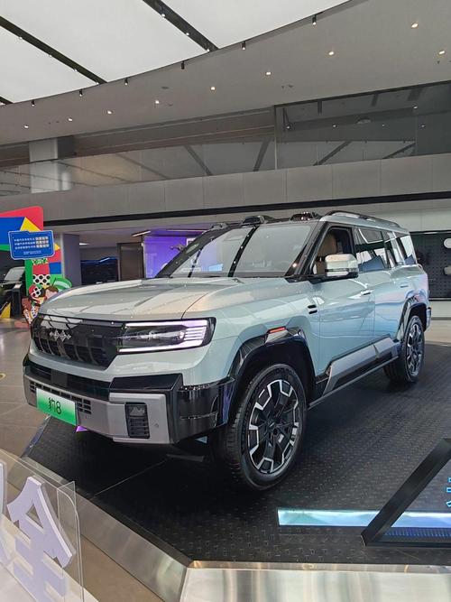 重庆巴南区迪跃奇企业管理咨询比亚迪方程豹硬派越野的爆款，英菲尼迪35周年与你共成长